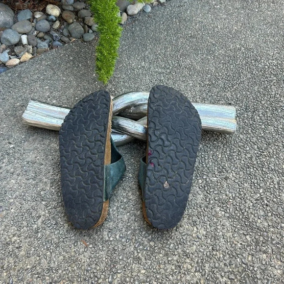 Birkenstock Gizeh Green Oiled Leather Classic Footbed Thong Sandals Size 40 - Picture 6 of 11